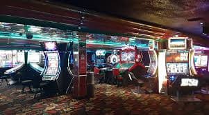 Permainan kasino langsung dan slot online dengan grafis berkualitas di semesta88