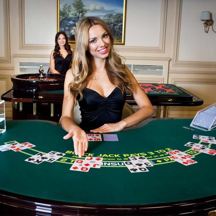 Permainan live dealer kasino online dengan dealer profesional berbahasa Indonesia